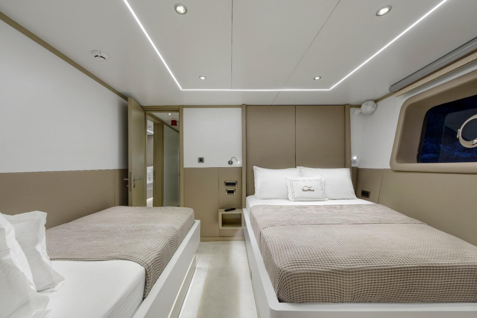 Guest stateroom